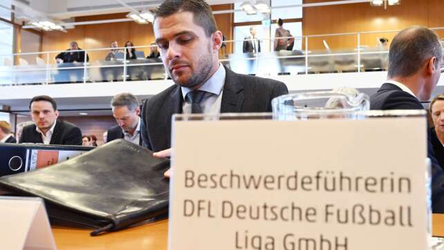 DFL gegen Bremen: Wer zahlt für Polizeikosten?