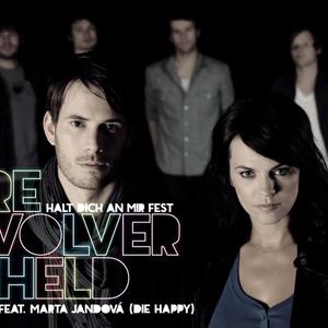 Revolverheld feat. Marta Jandová – Halt dich an mir fest