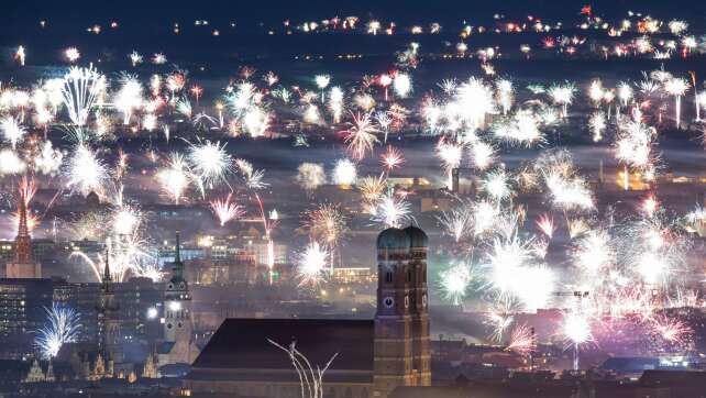 Entdeckt, wo ihr in Bayern, das Silvesterfeuerwerk 2024 genießen könnt