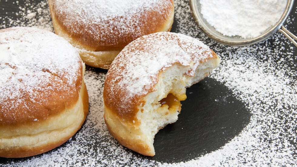 Krapfen backen zu Fasching 2026: Das beste Rezept für die närrische Zeit