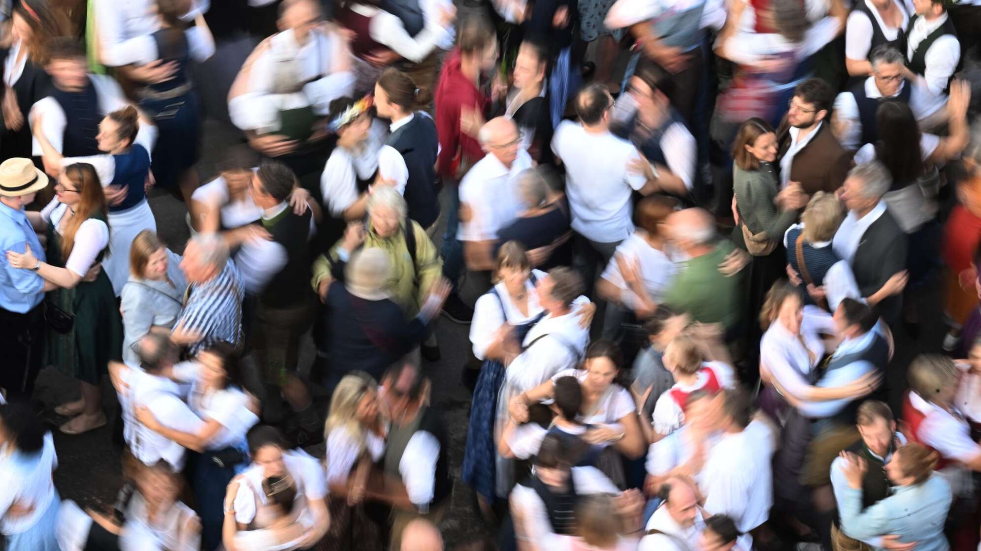Tanzen beim Brechtfestival