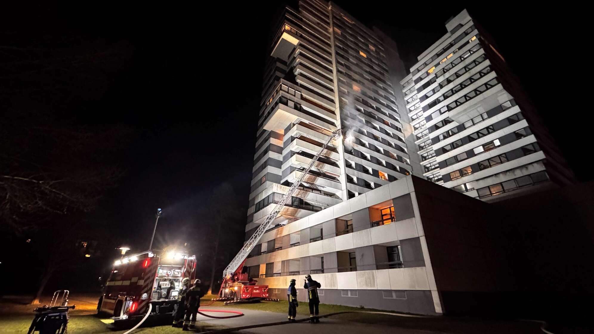 Feuer in Hochhaus in Nürnberg