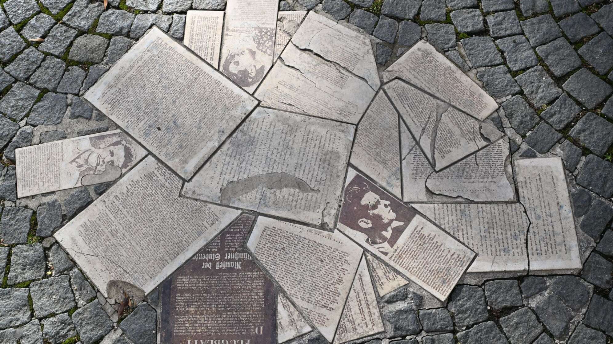 Denkmal der Widerstandsgruppe "Weiße Rose" in München