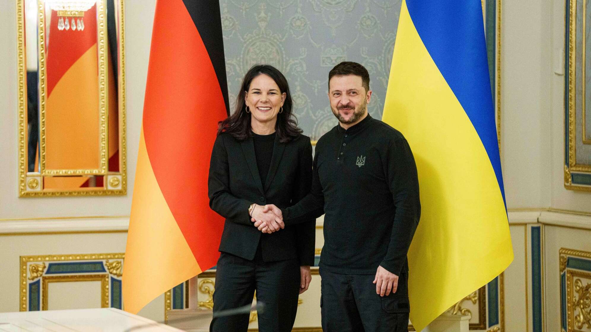 Baerbock zu Besuch in der Ukraine