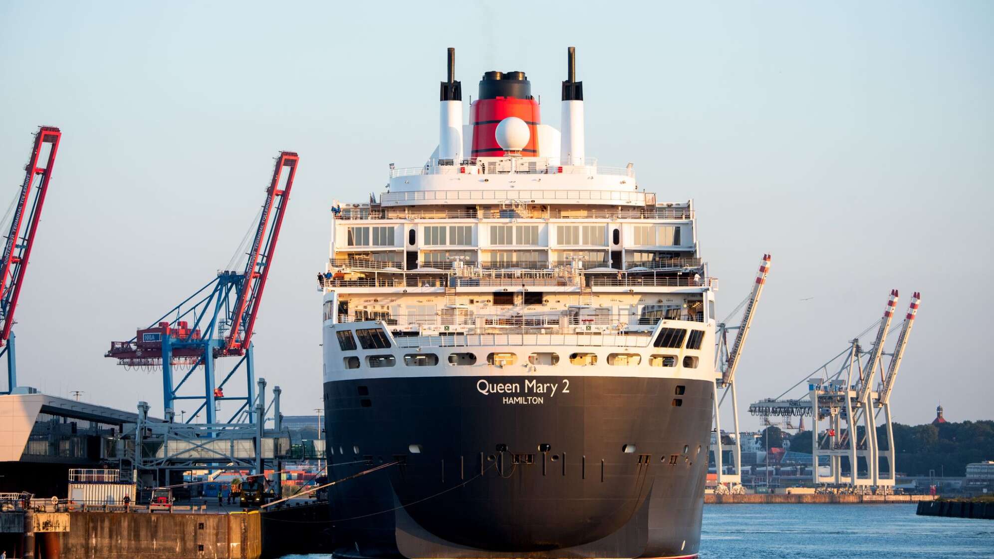 Queen Mary 2