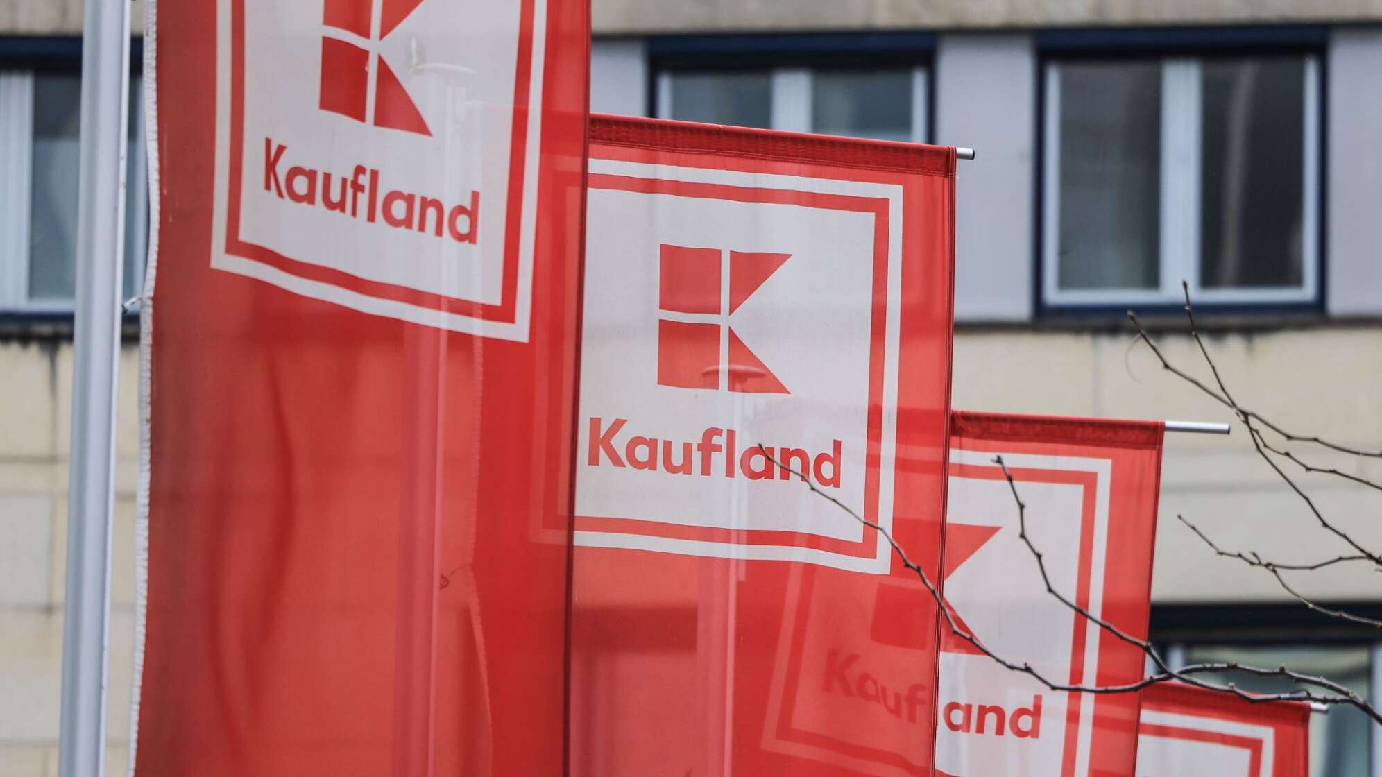 Kaufland-Flaggen