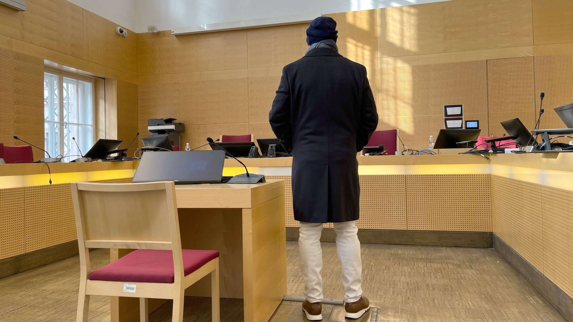 Prozess um Bedrohung und Tod von Ärztin