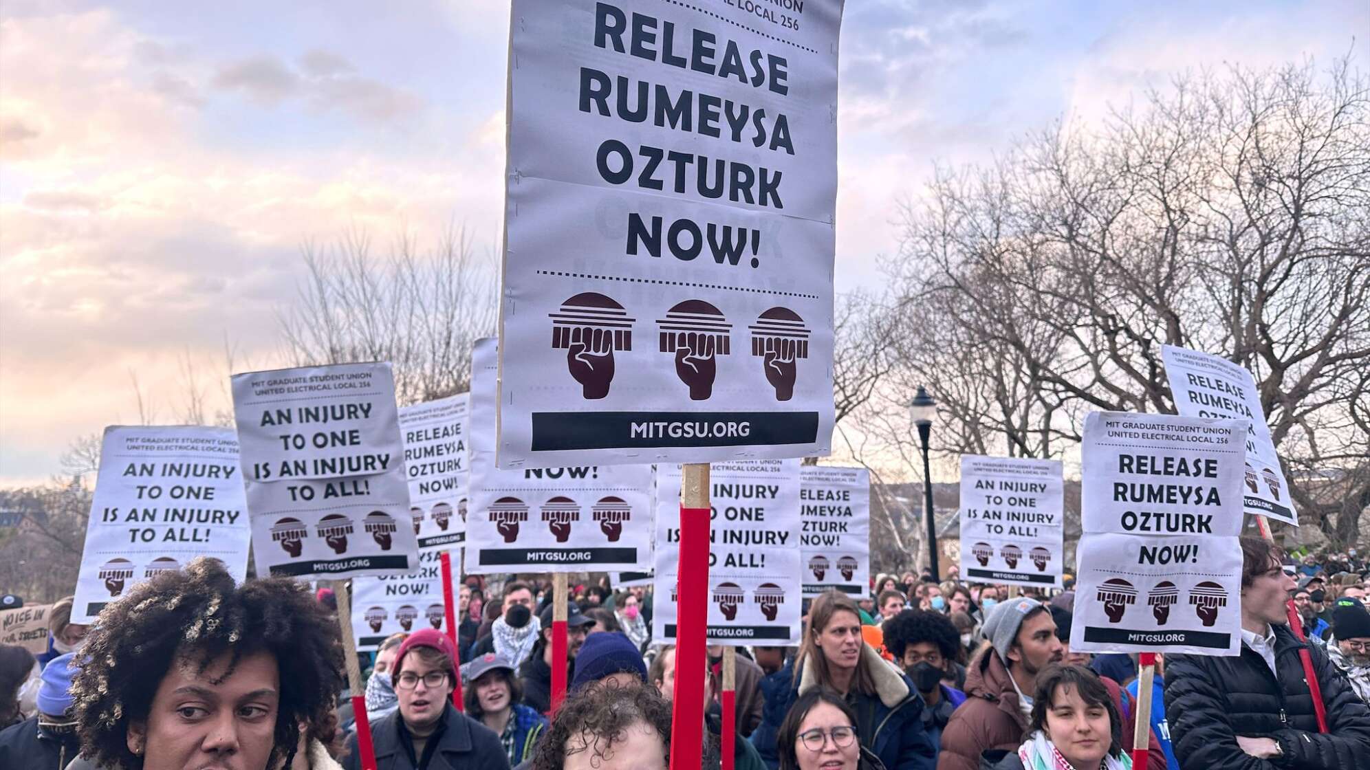 Migration in den USA - Proteste gegen Inhaftierung von Studentin