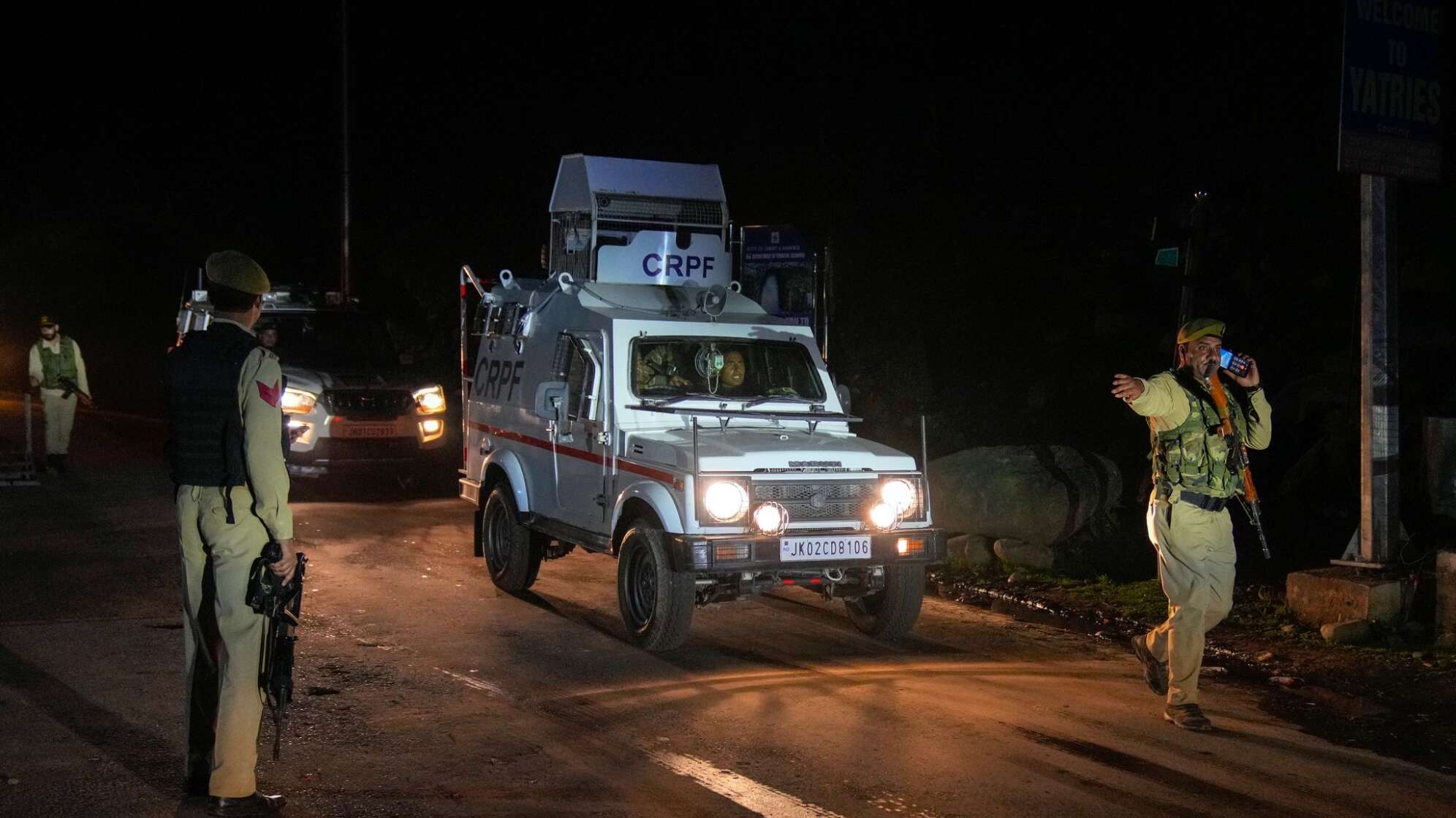 Mutmaßliche Extremisten schießen auf Touristen in Kaschmir