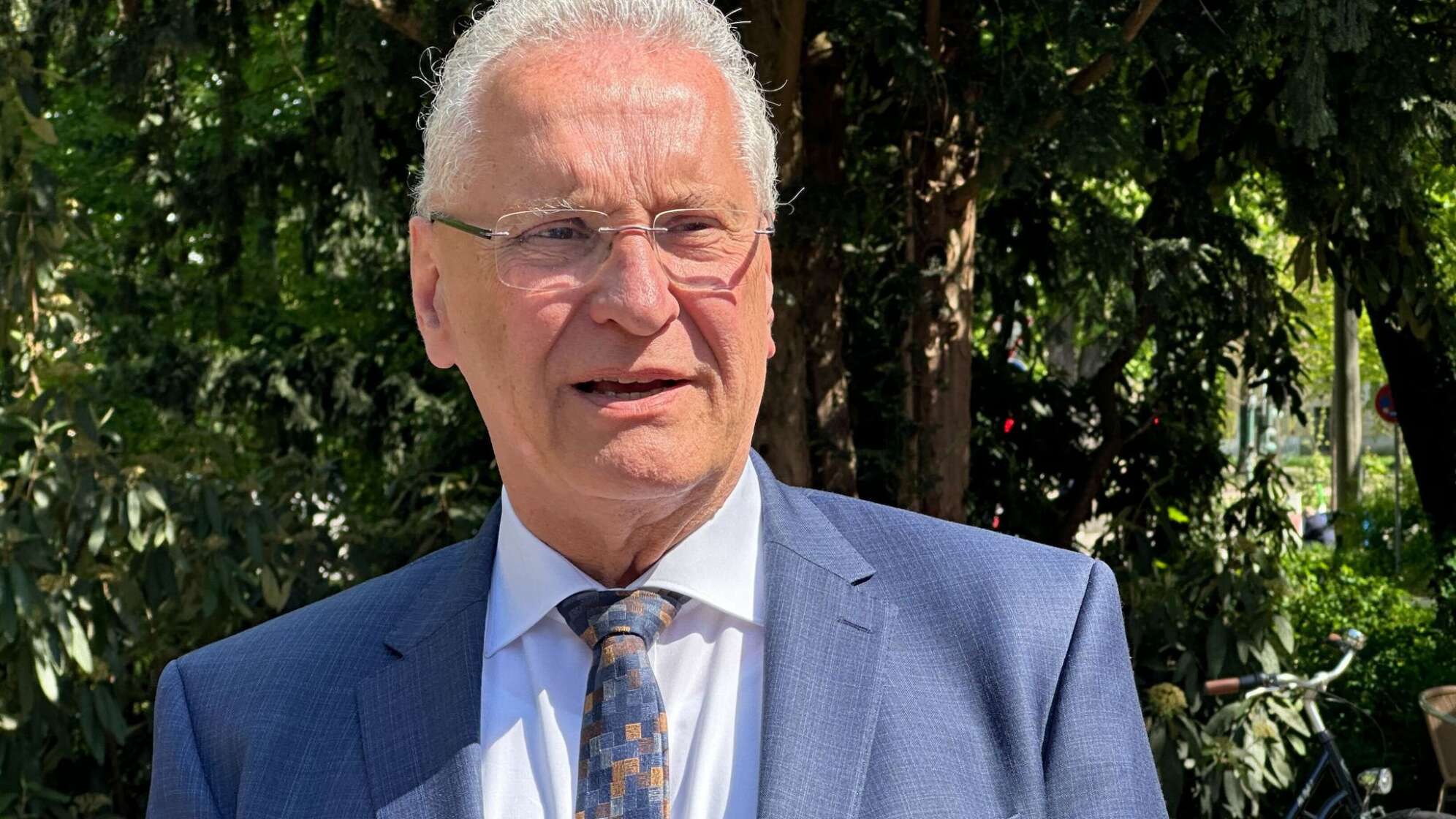 Bayerns Innenminister Herrmann in Regensburg