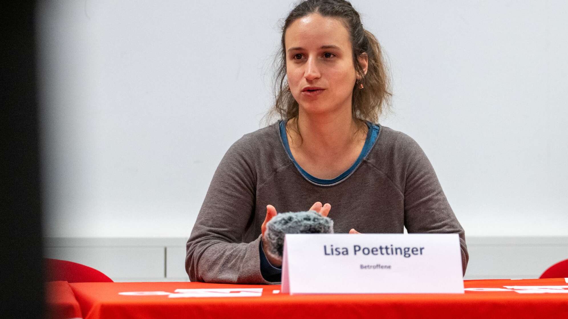 GEW gegen Berufsverbot von Klimaaktivistin
