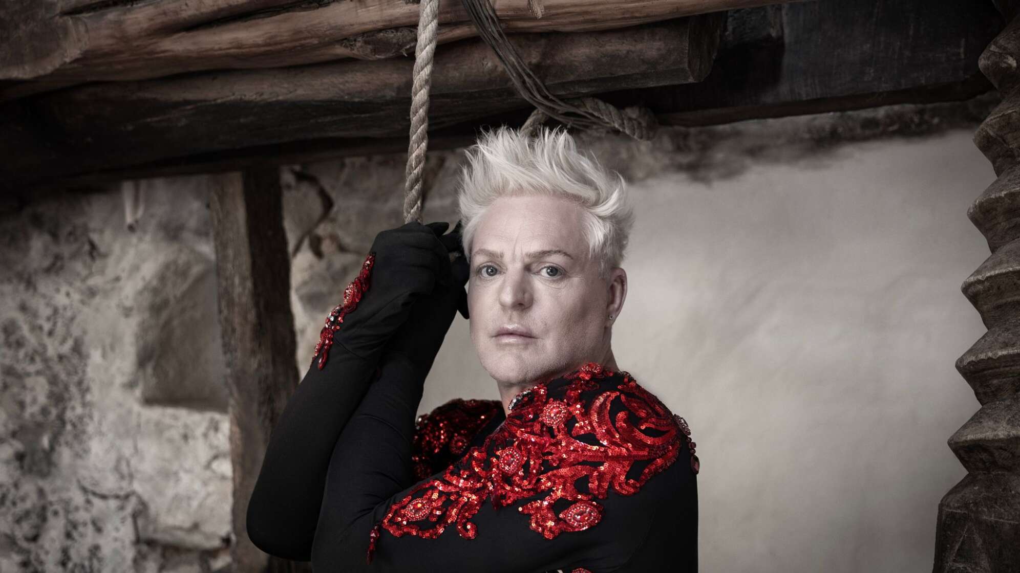 Erasure-Sänger Andy Bell mit Soloalbum «Ten Crowns»