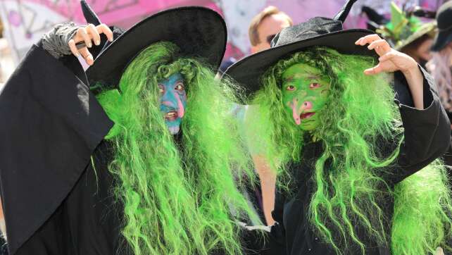 Tausende feiern im Harz die Walpurgisnacht