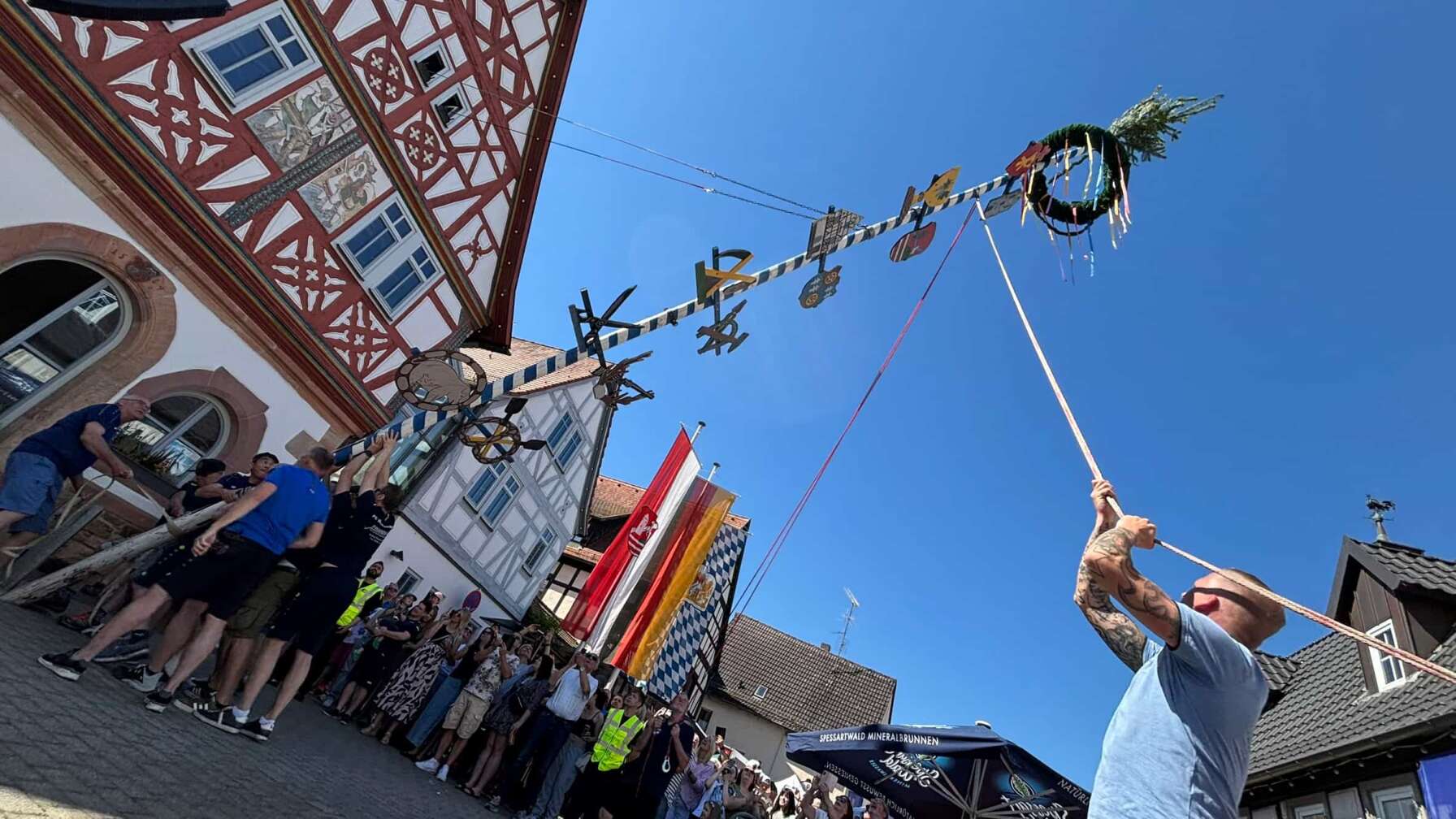 Foto vom Maibaumfest von ANTENNE BAYERN in Wenigumstadt am 01.05.2025