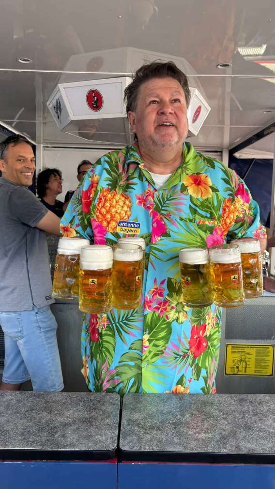 Foto vom Maibaumfest von ANTENNE BAYERN in Wenigumstadt am 01.05.2025