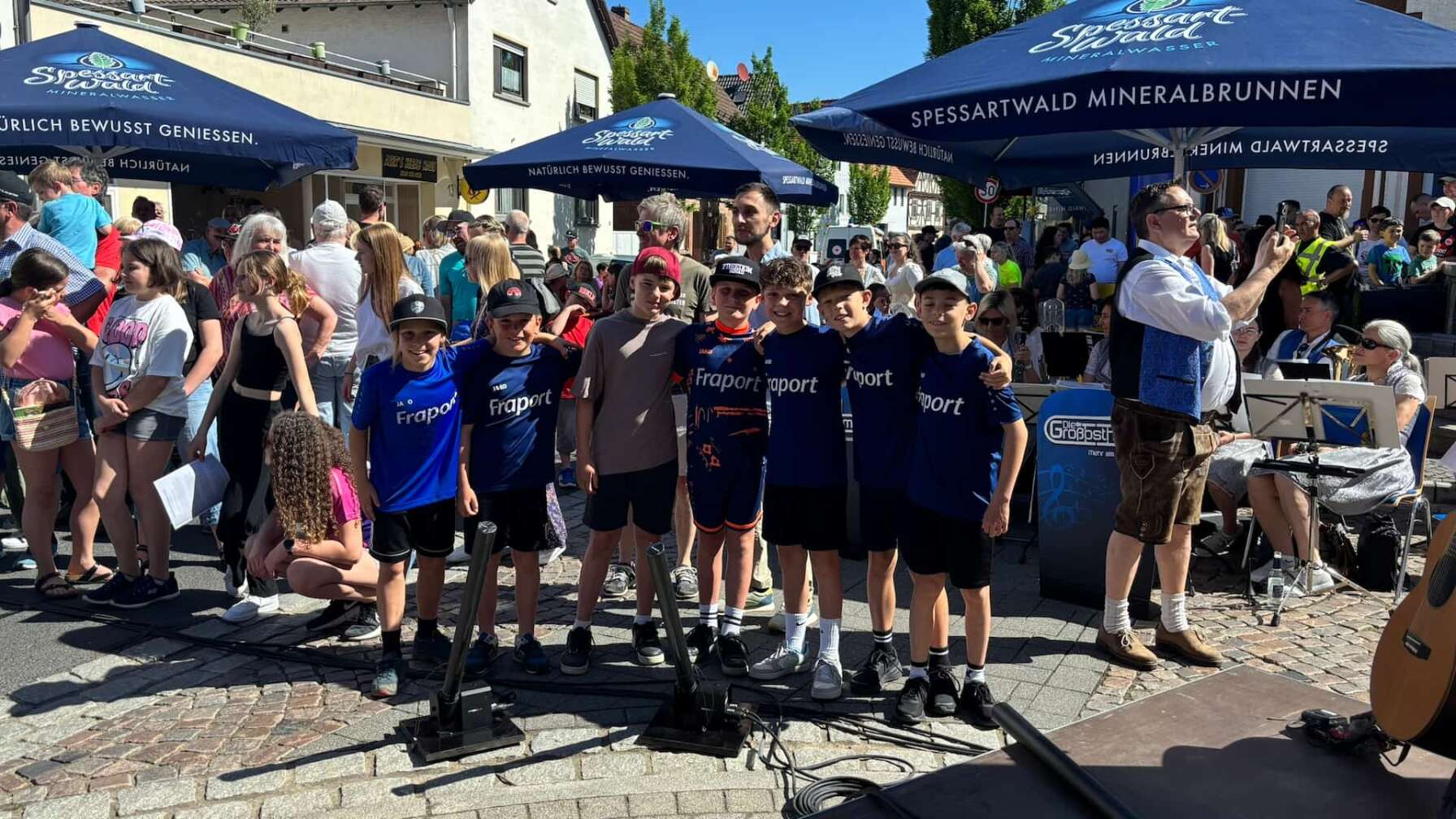 Foto vom Maibaumfest von ANTENNE BAYERN in Wenigumstadt am 01.05.2025