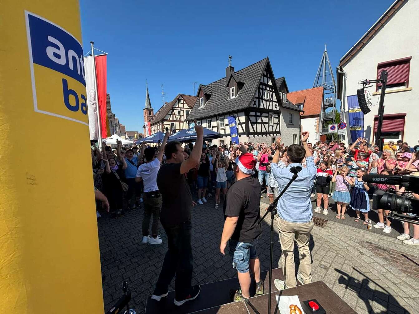 Foto vom Maibaumfest von ANTENNE BAYERN in Wenigumstadt am 01.05.2025