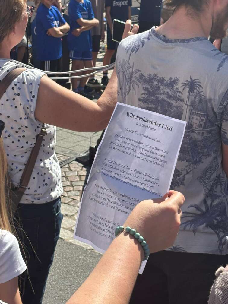 Foto vom Maibaumfest von ANTENNE BAYERN in Wenigumstadt am 01.05.2025