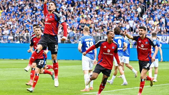 Sieg in Darmstadt: HSV dicht vor Bundesliga-Rückkehr