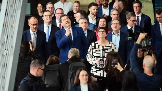 Union und SPD stellen letzte Weichen für Regierungswechsel