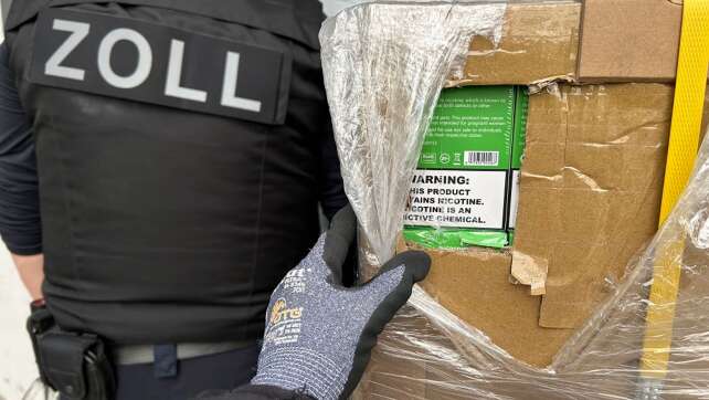 250.000 E-Zigaretten geschmuggelt - zwei Männer in U-Haft