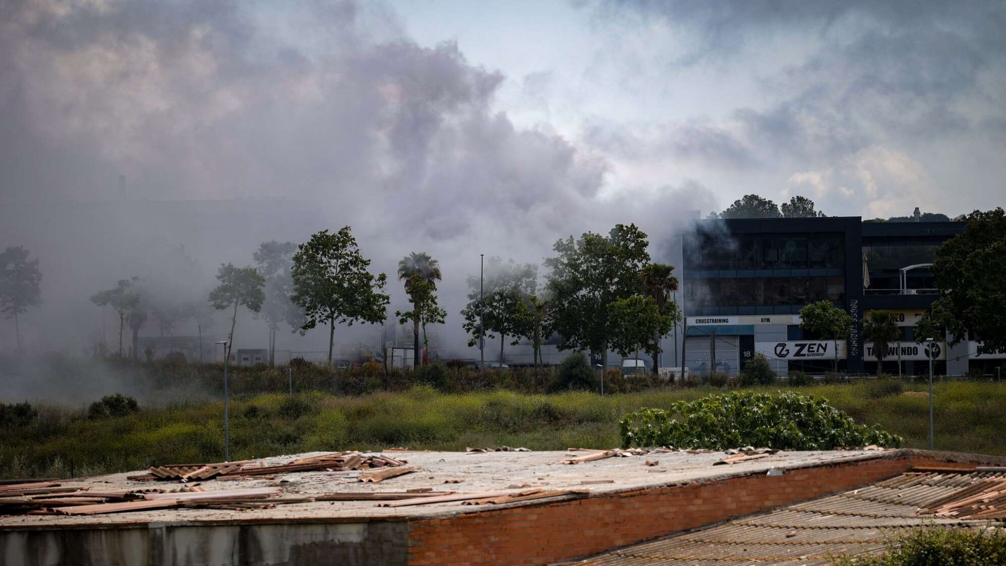 Brand in einem Lager mit Chemikalien in Spanien