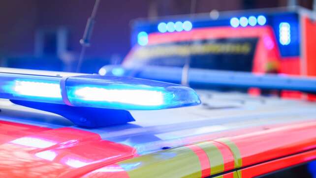 Arbeiter wird zwischen Waggons eingeklemmt und stirbt