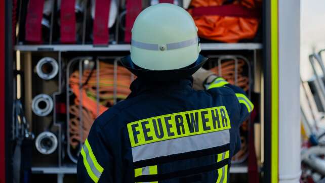 Feuer in Mehrfamilienhaus - Ursache war wohl eine Zigarette