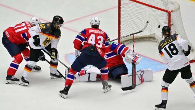 Loch im WM-Eis: Deutsches Team vorzeitig in die Kabine