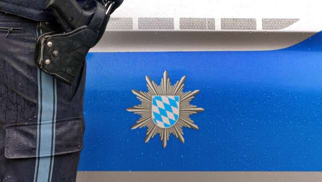 Mann soll Polizei bedroht haben - diese schießt in sein Bein