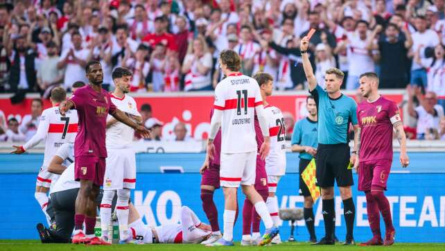 Augsburgs Essende vier Spiele gesperrt nach Foul an Stiller