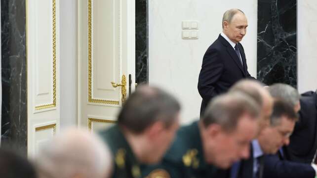 Kreml: Putin hat Sondersitzung zu Verhandlungen einberufen