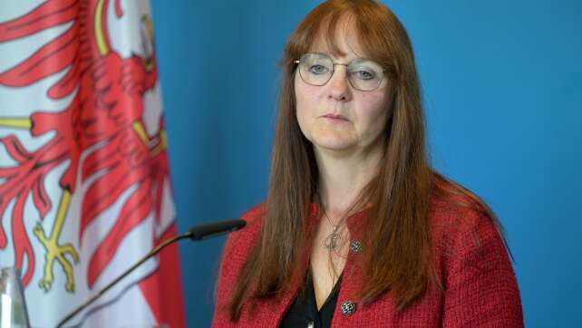 «Traum begraben» - Brandenburgs Innenministerin tritt zurück