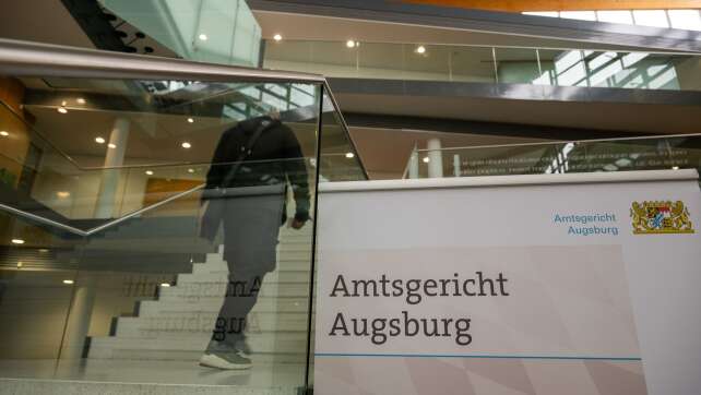 Ärztin soll für Tod von zwei Patienten verantwortlich sein