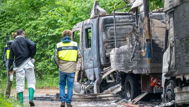 Mutmaßlicher Brandanschlag auf Polizei-Reiterstaffel