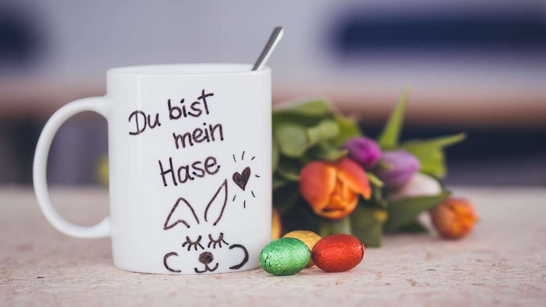 Tasse mit Ostergruß