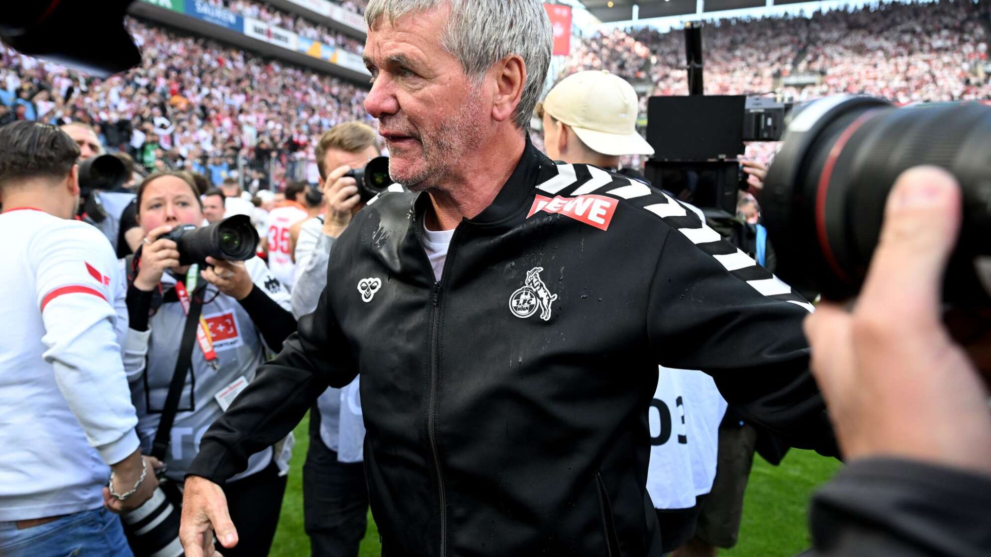 Friedhelm Funkel bleibt trotz Aufstieg nicht in Köln.