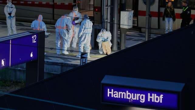 Nach Messerangriff: Verdächtige wird Haftrichter vorgeführt