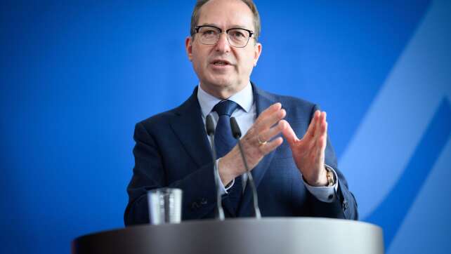 Dobrindt legt Gesetz zum Familiennachzug vor