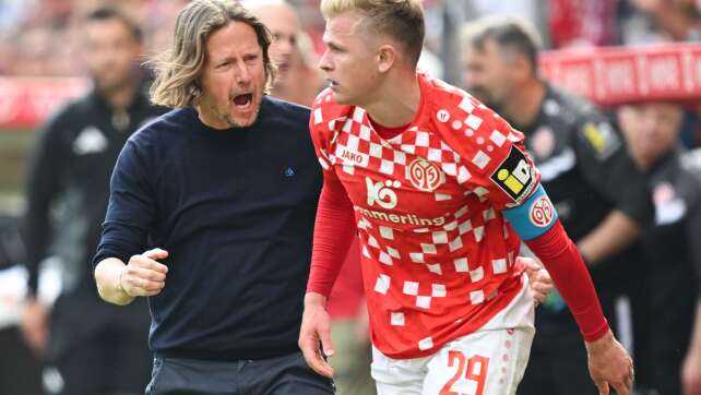 Jetzt also doch: Nagelsmann nominiert Burkardt nach