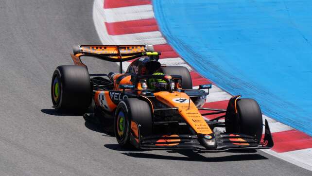 Monaco-Sieger Norris mit erster Bestzeit in Spanien