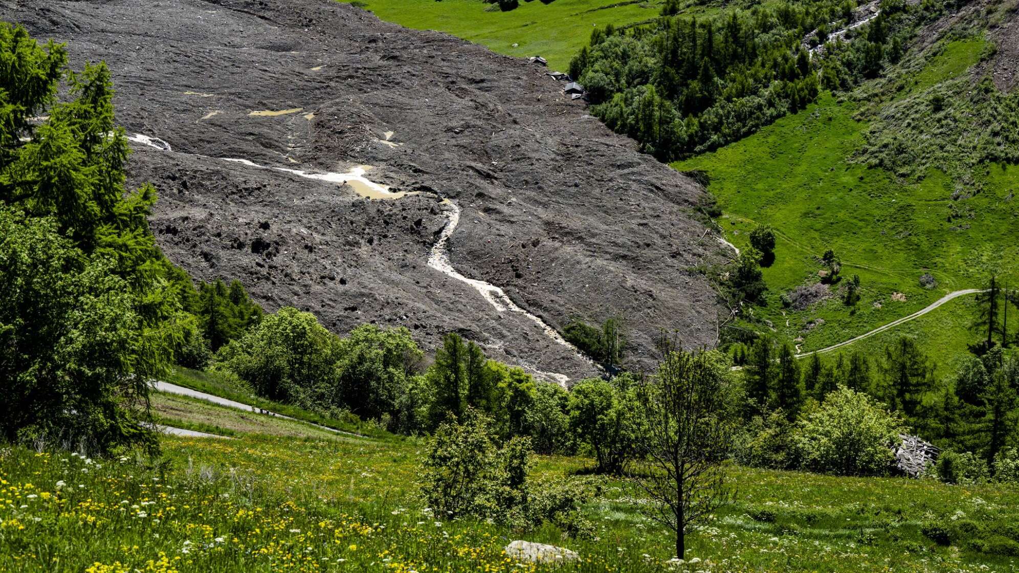 Nach Gletscherabbruch im Wallis