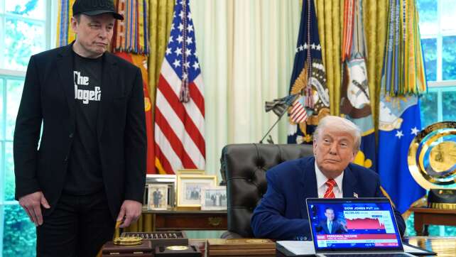 Trump lobt Musk für umfassende Reformen und Kürzungen