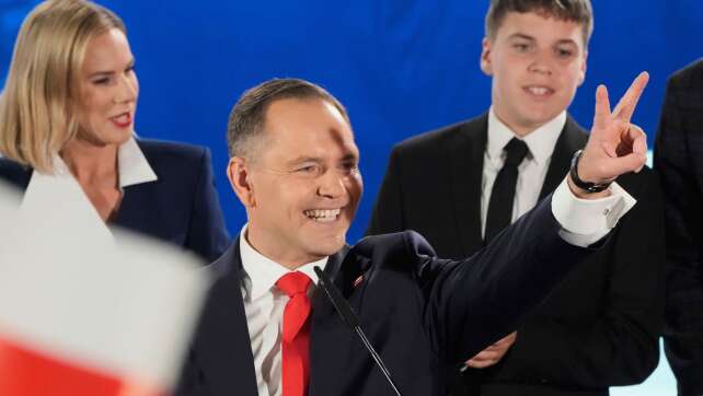 Aktuelle Prognose: Rechtskonservativer führt bei Polen-Wahl