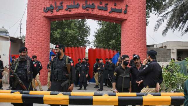 Massenhafter Gefängnisausbruch nach Erdbeben in Pakistan