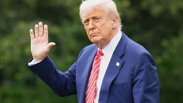 Weißes Haus: Trump nimmt an Nato-Gipfel teil