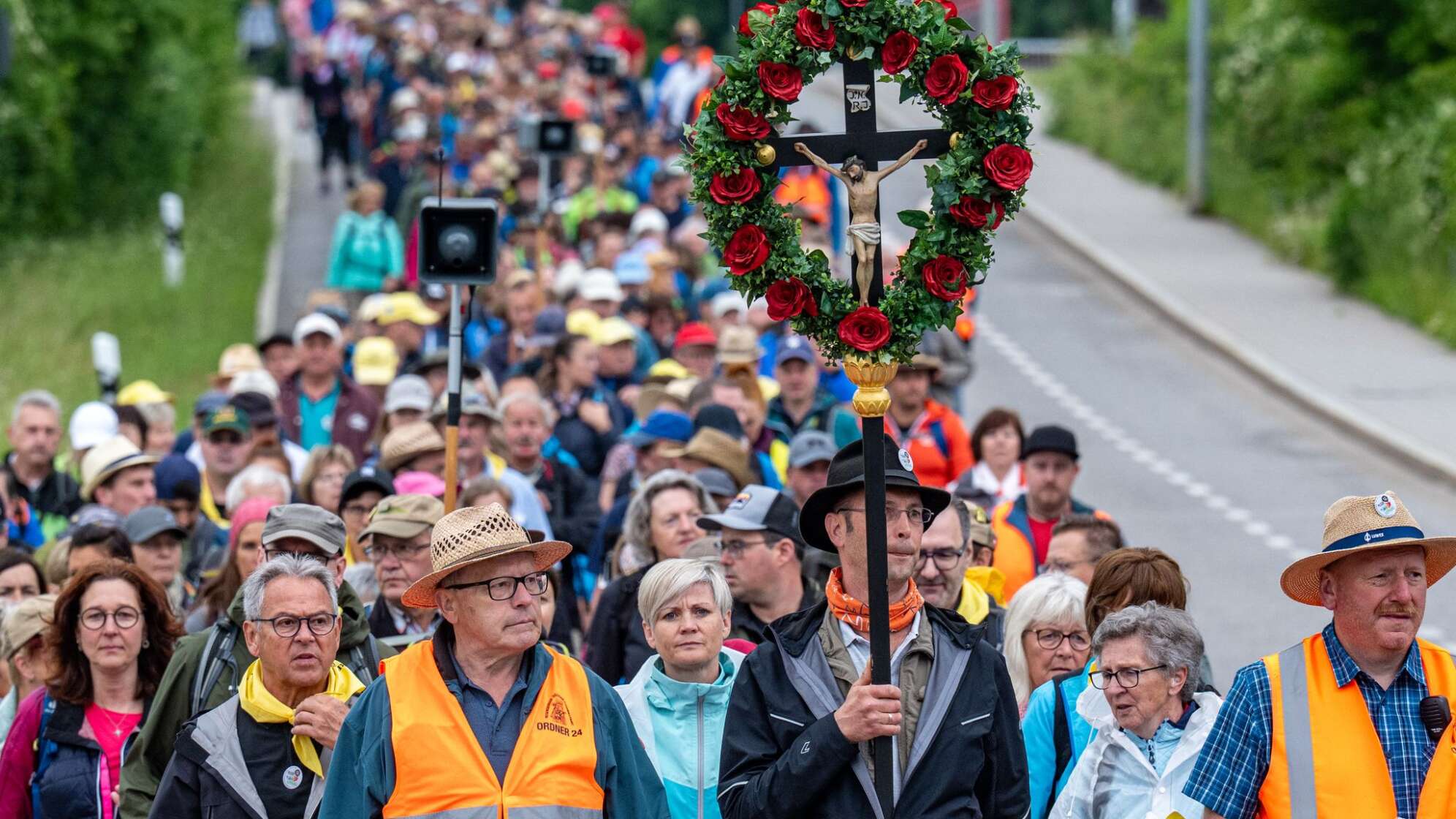 Start der 196. Regensburger Fußwallfahrt nach Altötting