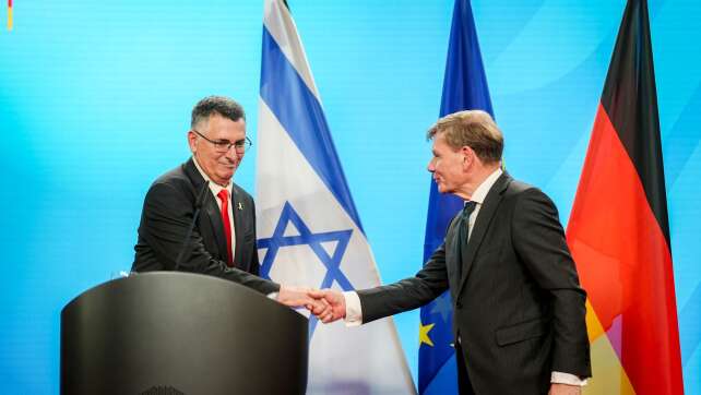 Wadephul an Israel: Weitere Waffenhilfe und scharfe Kritik