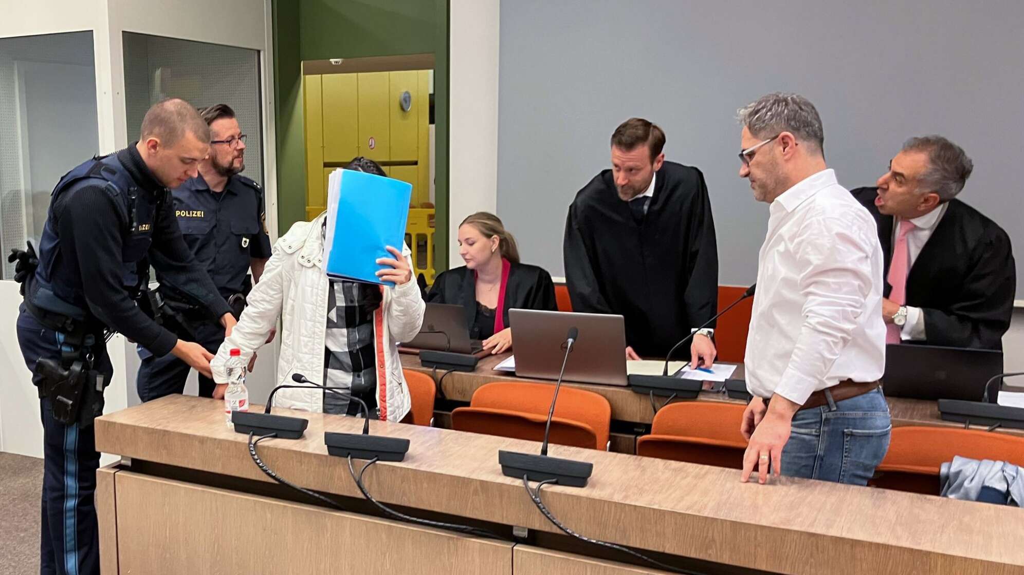 Prozess wegen Versklavung jesidischer Mädchen