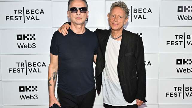 Konzertfilm: Depeche Mode überrascht mit neuem Song
